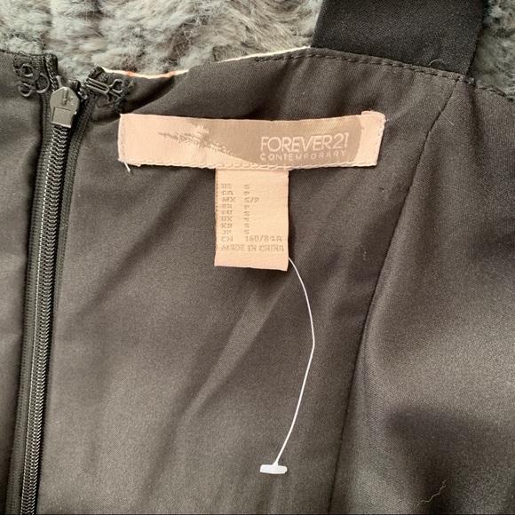 Forever 21 floral summer dress size S - Picture 4 of 6